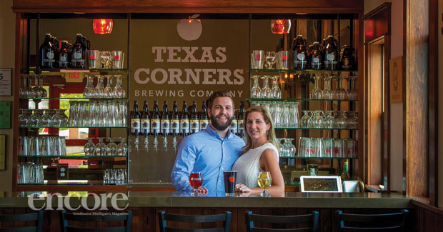 SchultzCiderBar_couple